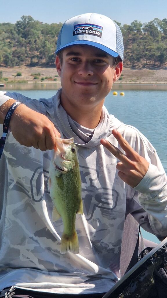 A beautiful day of Black bass fishing with our halcatraz_horgaszcentrum friends,