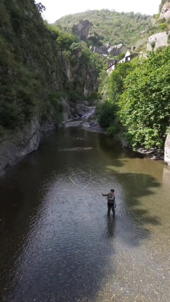 Contenuto Instagram di @fly.fishing.sicily.experience